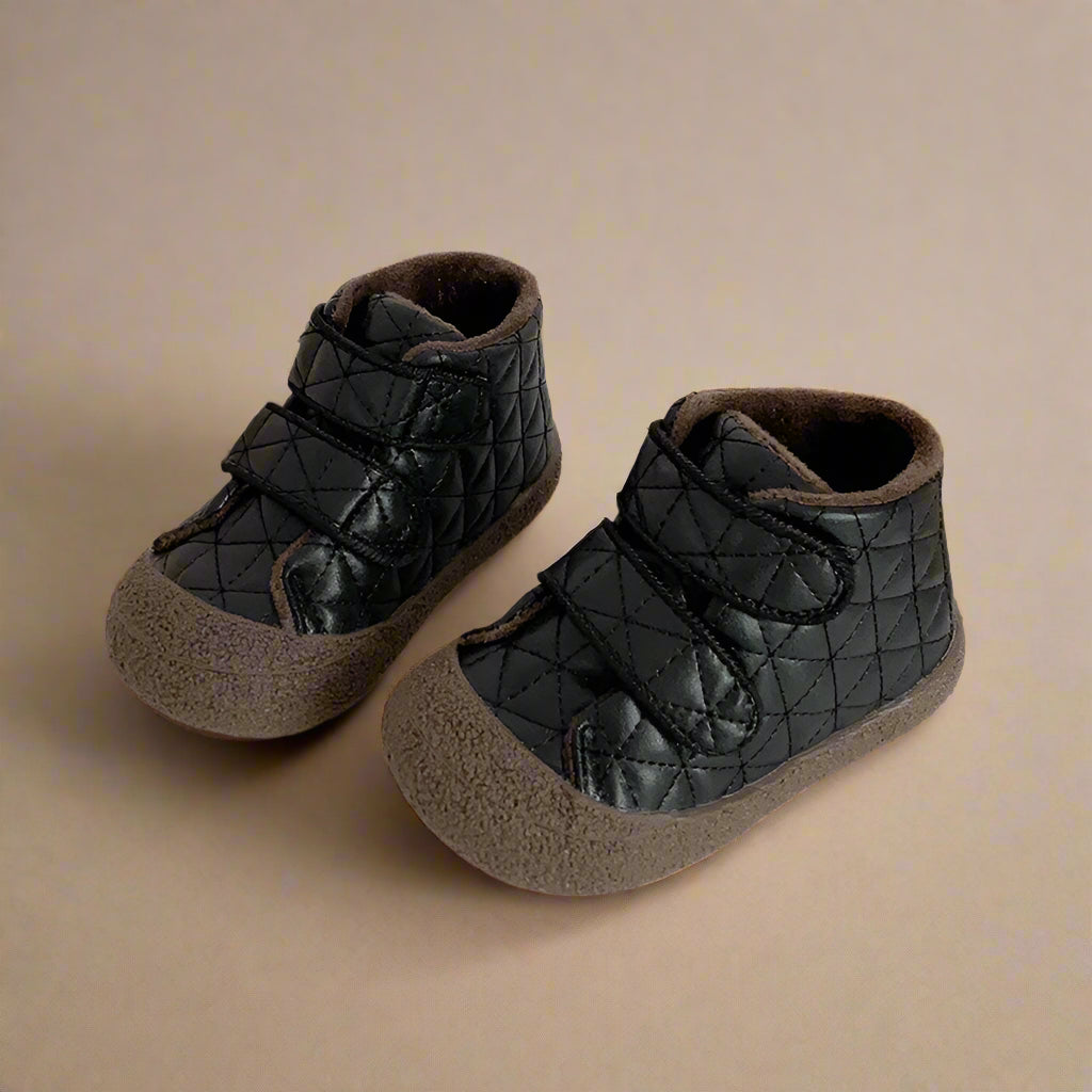 Quilted Double Vel Walker Boots