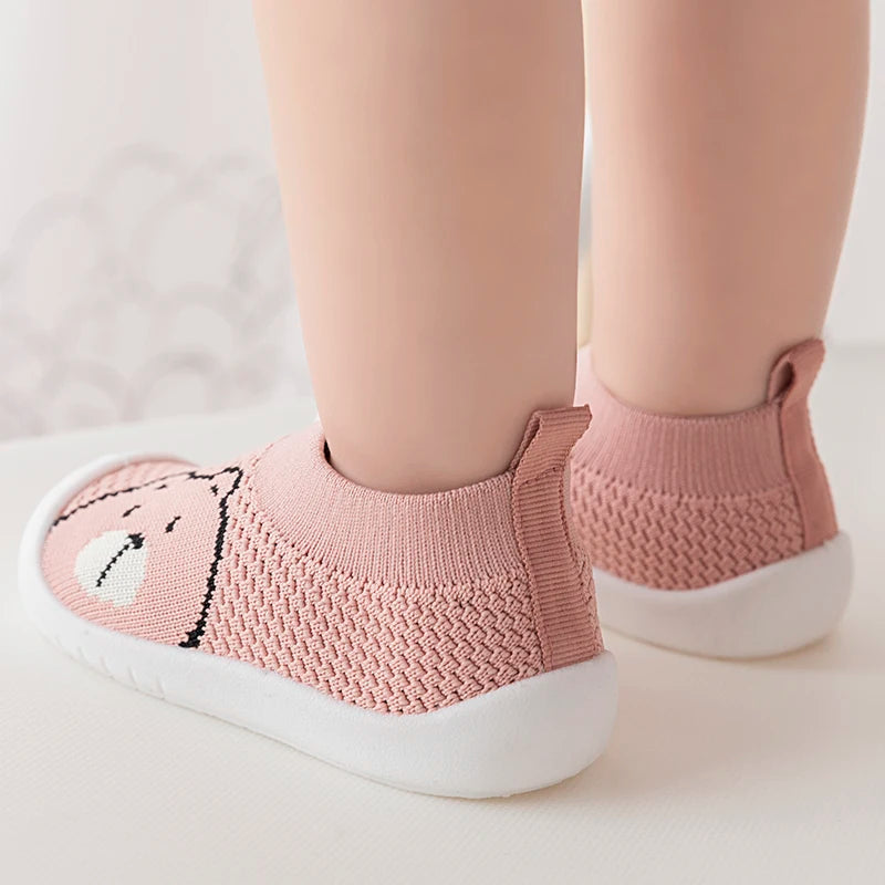 Spring Summer Toddler Shoes Girls Boys Mesh Breathable Shoes Soft Bottom Non-slip Baby First Shoes Cartoon Bears Pre walkers