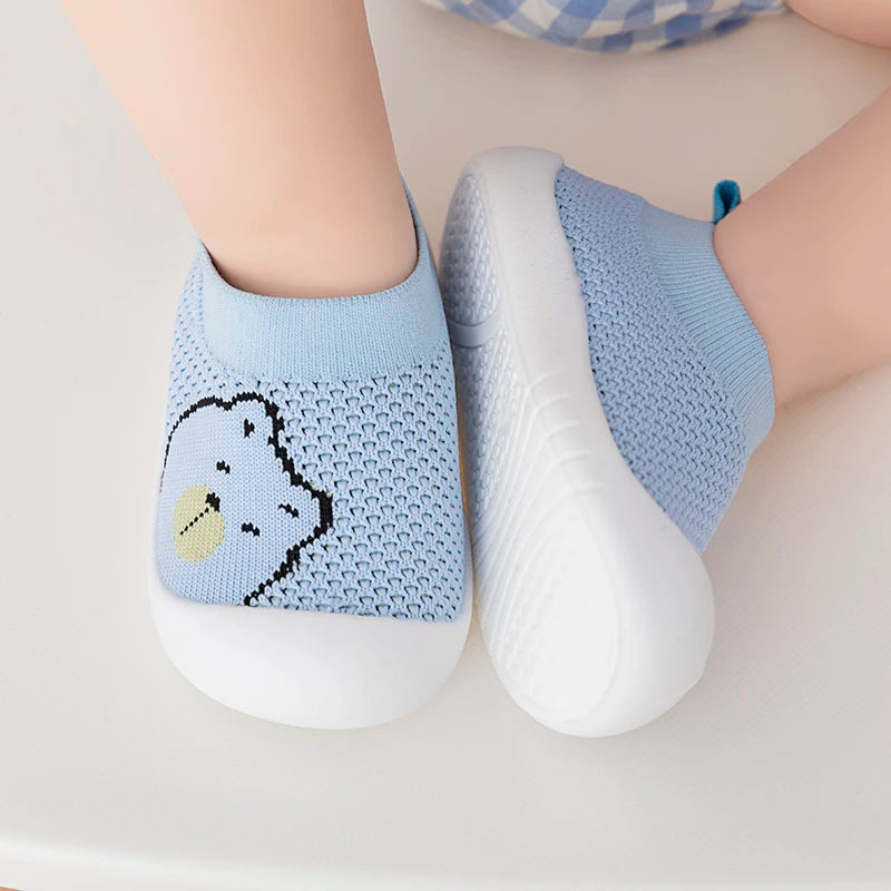 Spring Summer Toddler Shoes Girls Boys Mesh Breathable Shoes Soft Bottom Non-slip Baby First Shoes Cartoon Bears Pre walkers