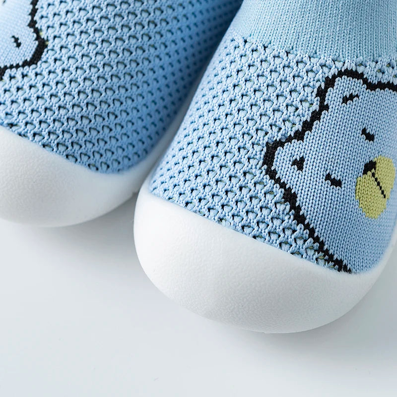 Spring Summer Toddler Shoes Girls Boys Mesh Breathable Shoes Soft Bottom Non-slip Baby First Shoes Cartoon Bears Pre walkers