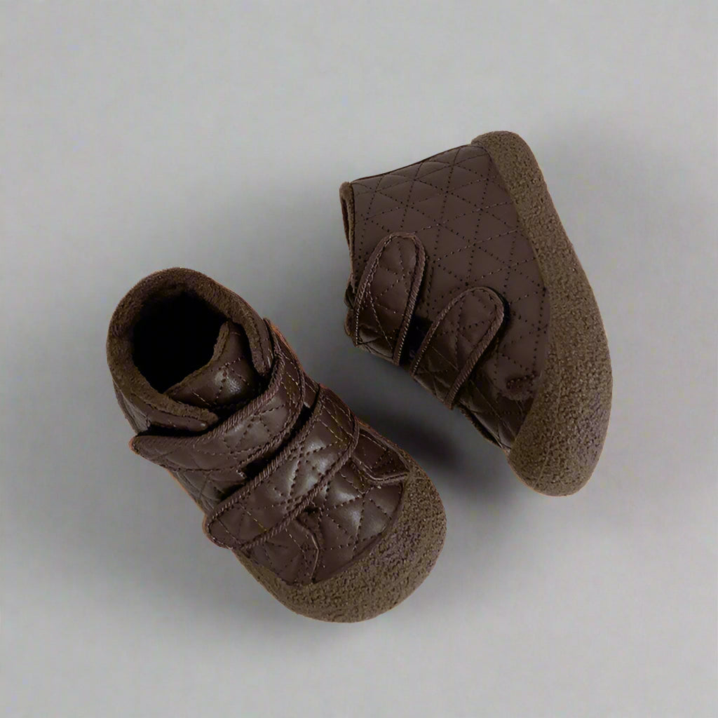 Quilted Double Vel Walker Boots