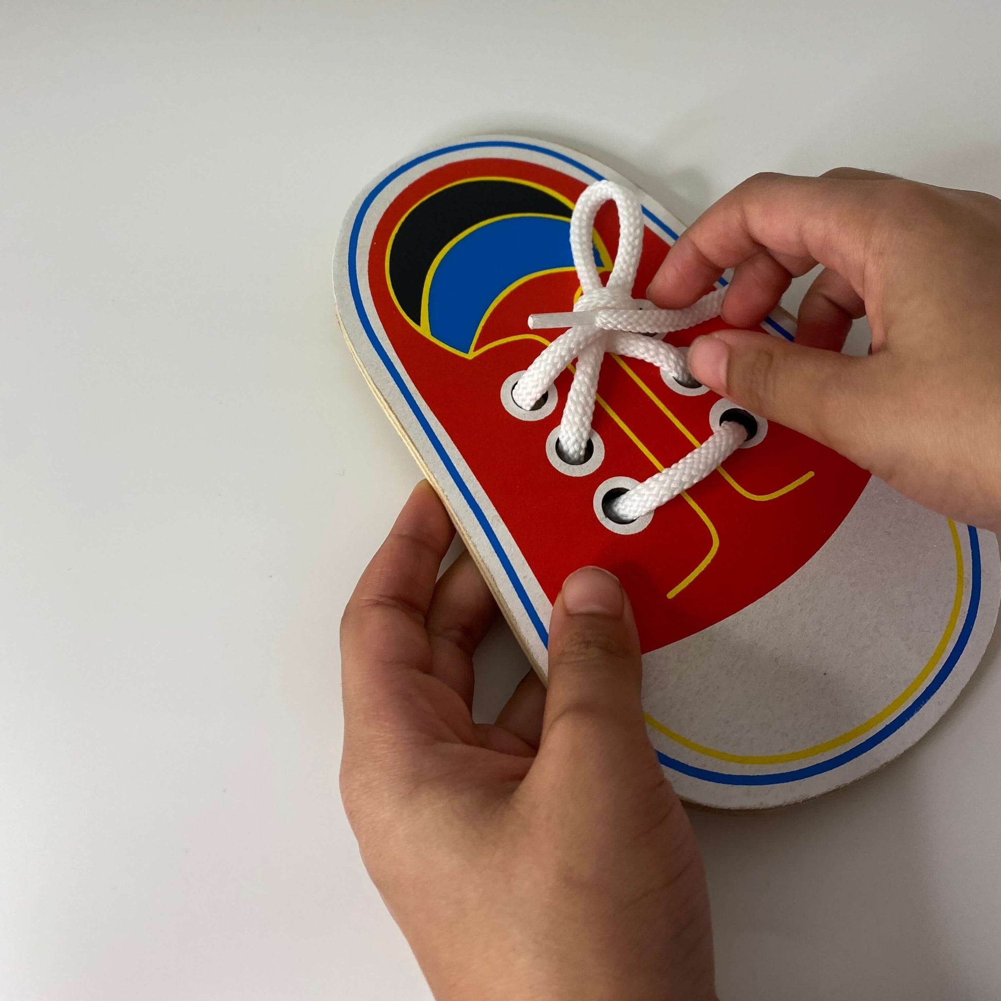 Shoe Lace Trainer